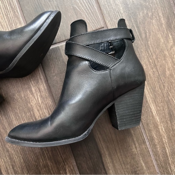 Reba KC Leather Ankle Booties in Black Sz 8.5 - Picture 5 of 10